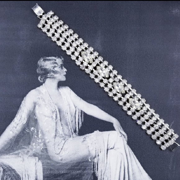 Vintage Jewelry - Vintage prong set rhinestone bracelet